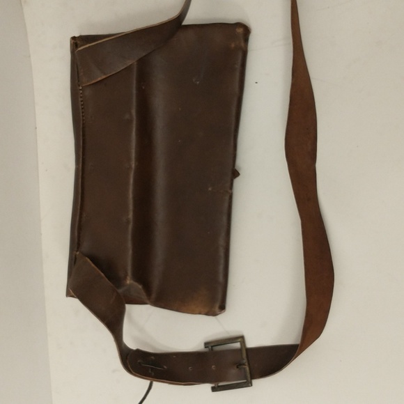 Leather Haversack Possibles Bag Reenactors Rough Authentic Look w Cartridge Bar - Picture 8 of 8